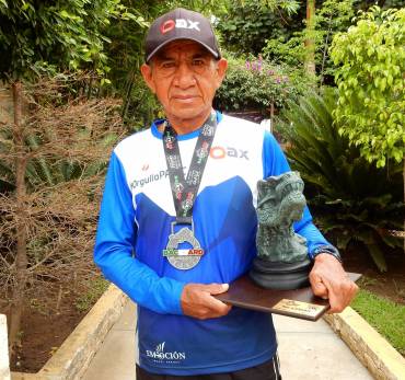 Conociendo a los Atletas Oaxaqueños: Octaviano Robles Cruz
